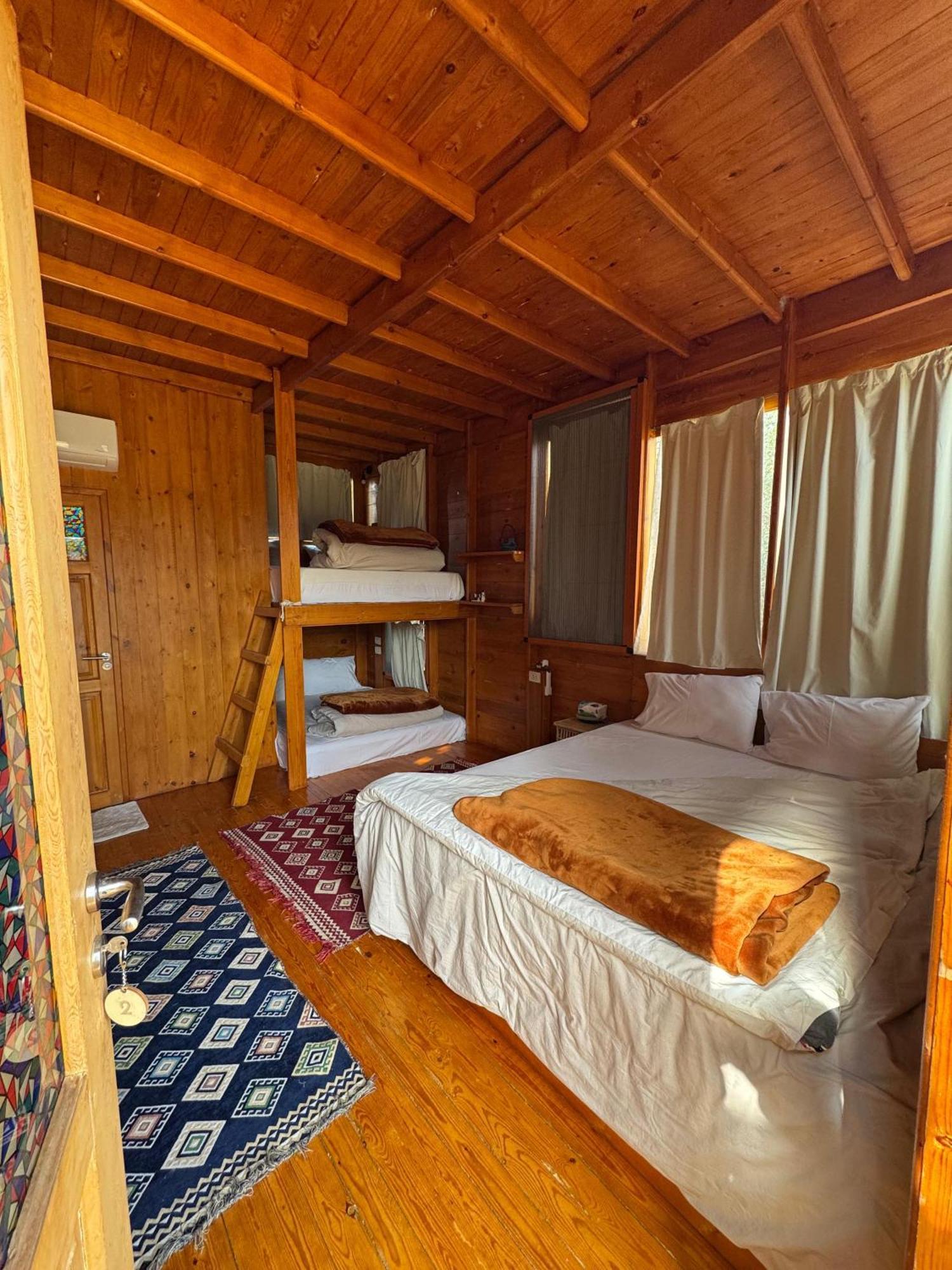 Northern Lake Lodge Izbat Ilyas Екстер'єр фото